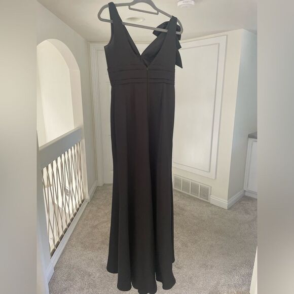 Mac Duggal Black Evening Gown, size 8 - Picture 3 of 4